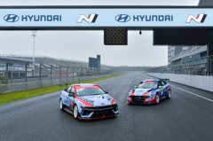 现代汽车亮相全新统规赛赛车致力于在中