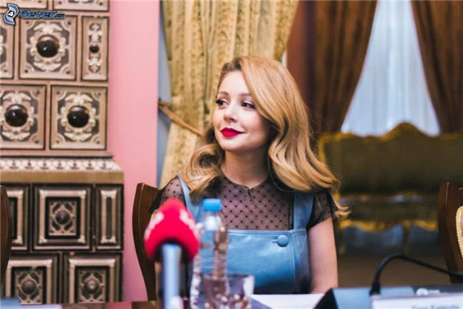 蒂娜卡罗尔 蒂娜卡罗尔