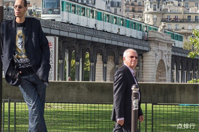 Brahim Takioullah,8英尺1英寸 Brahim Takioullah,8英尺1英寸